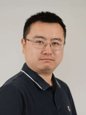 Photo of Yuan Li